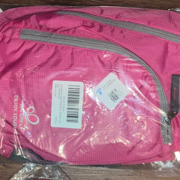 Waterfly Sling Bag - Picture 2 of 5